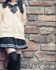 一觉醒来和女同学互换身体